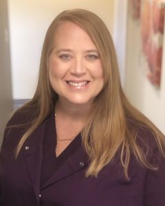 photo of Lori, a dental hygienist at Larrimore
